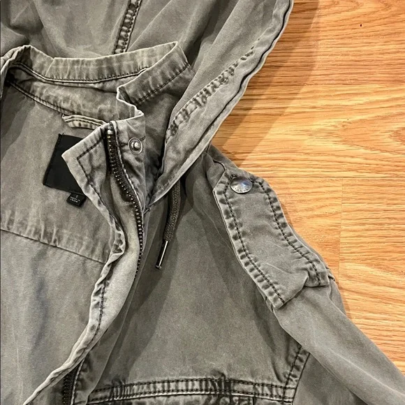 Talula Gray Utility Jacket - Picture 6 of 6